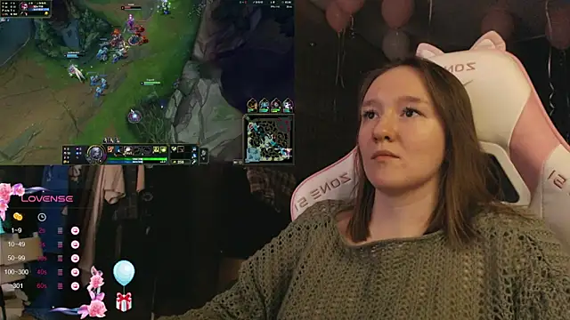 MoonlishSiren online show from January 11, 2026, 9:44 pm