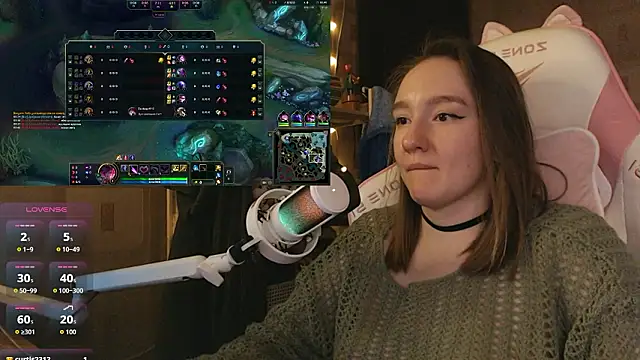 Snapshot of MoonlishSiren chatting on March 7, 2026, 3:50 pm MoonlishSiren online show from March 7, 2026, 3:50 pm