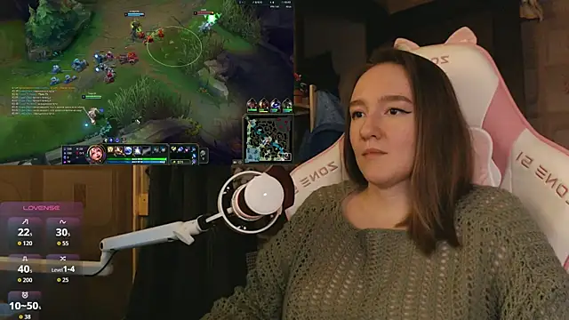 Snapshot of MoonlishSiren chatting on March 31, 2026, 9:06 pm MoonlishSiren online show from March 31, 2026, 9:06 pm