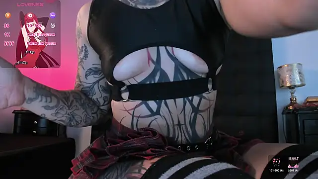 ValenGray online show from May 26, 2026, 1:20 pm