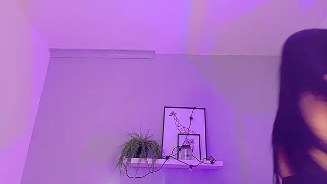 KendalMilleer online show from October 7, 2025, 10:16 am