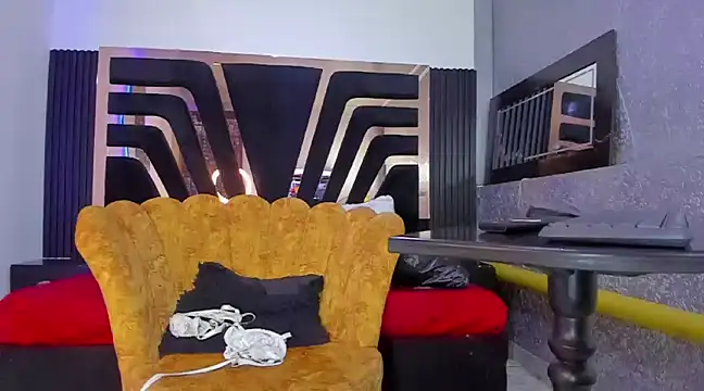 Snapshot of licyEvans chatting on March 17, 2025, 8:19 pm licyEvans online show from March 17, 2025, 8:19 pm