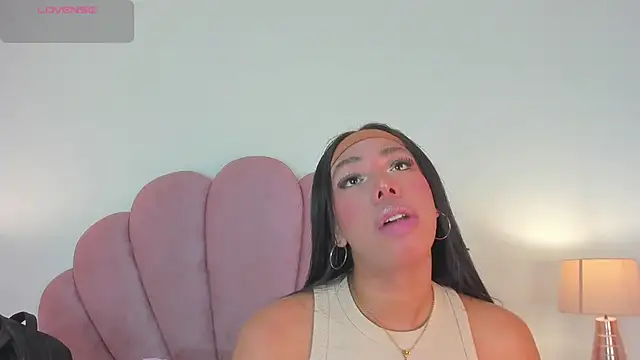 Nicole Paradise online show from March 20, 2026, 12:50 pm