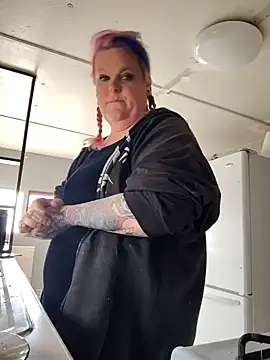 Trans Girl next door420 online show from January 28, 2025, 9:29 pm