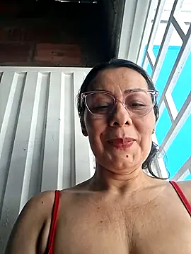 Snapshot of Mia-funny20 chatting on March 27, 2026, 3:13 pm Mia-funny20 online show from March 27, 2026, 3:13 pm