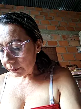 Snapshot of Mia-funny20 chatting on March 30, 2026, 7:37 pm Mia-funny20 online show from March 30, 2026, 7:37 pm