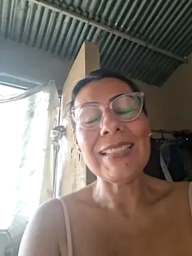 Snapshot of Mia-funny20 chatting on March 21, 2026, 8:57 pm Mia-funny20 online show from March 21, 2026, 8:57 pm