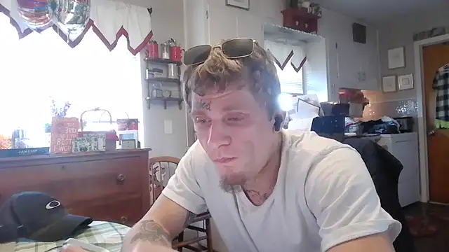 SpAzZ1234 online show from March 19, 2025, 3:40 pm