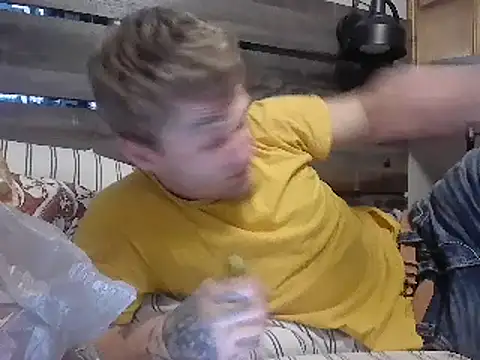 SpAzZ1234 online show from March 11, 2025, 3:56 pm