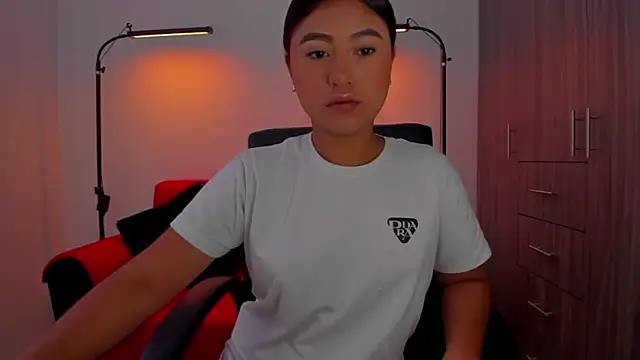 cloy baby   online show from December 15, 2025, 11:16 am