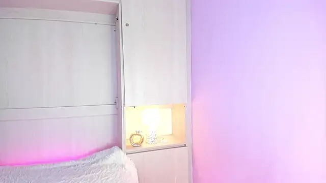 valerymeyerr online show from October 17, 2025, 4:27 am