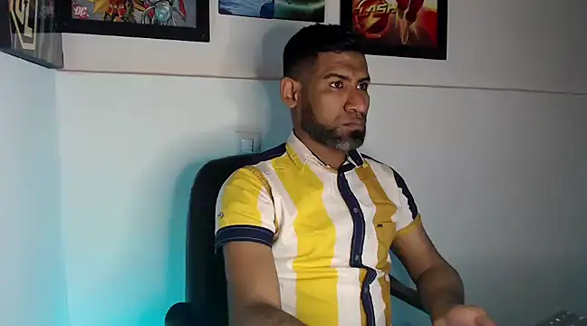 Snapshot of Enriblack92 chatting on December 5, 2024, 6:49 pm Enriblack92 online show from December 5, 2024, 6:49 pm