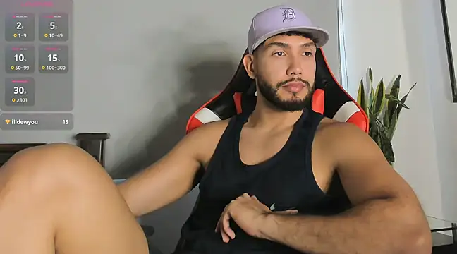 sanjuan01 online show from December 13, 2024, 9:09 pm