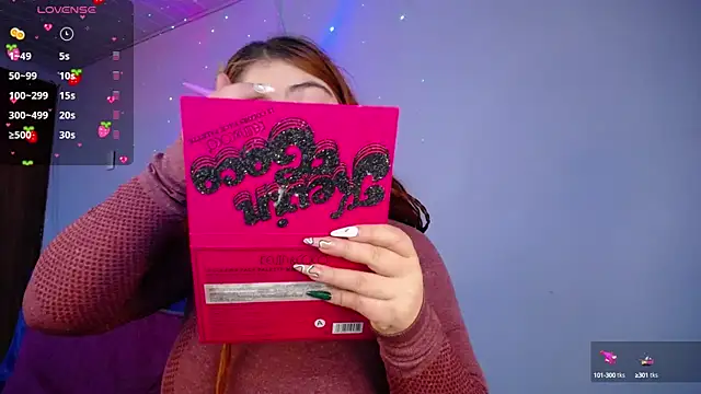 Snapshot of Layna_cold chatting on March 20, 2025, 12:54 pm Layna cold online show from March 20, 2025, 12:54 pm