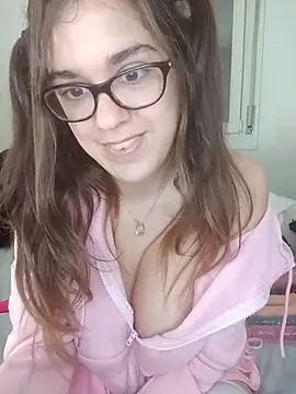 Miachan LaGattinaVogliosa online show from October 27, 2025, 2:07 pm