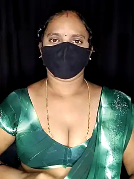 vintage-vibs online show from November 25, 2025, 5:57 pm