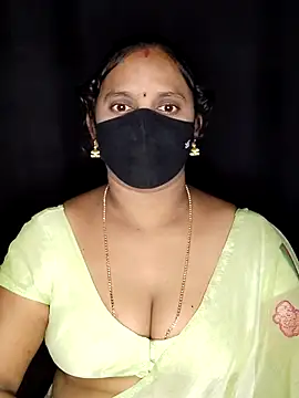 vintage-vibs online show from April 1, 2026, 6:27 pm