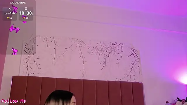 PinkySparks online show from May 19, 2026, 7:32 pm