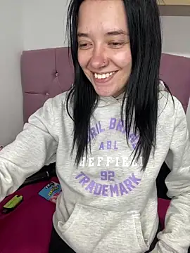 Snapshot of Isabella_21x chatting on February 17, 2025, 3:44 pm Isabella 21x online show from February 17, 2025, 3:44 pm