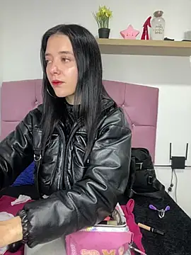 Snapshot of Isabella_21x chatting on March 4, 2025, 12:33 pm Isabella 21x online show from March 4, 2025, 12:33 pm