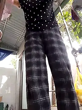 Snapshot of Aninyin22 chatting on March 20, 2026, 3:29 am Aninyin22 online show from March 20, 2026, 3:29 am