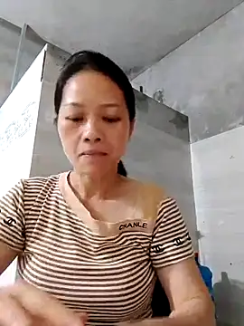 Snapshot of Aninyin22 chatting on March 7, 2026, 11:54 pm Aninyin22 online show from March 7, 2026, 11:54 pm