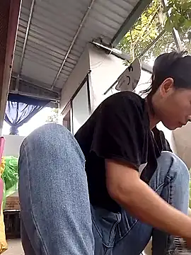 Snapshot of Aninyin22 chatting on February 28, 2026, 1:05 am Aninyin22 online show from February 28, 2026, 1:05 am