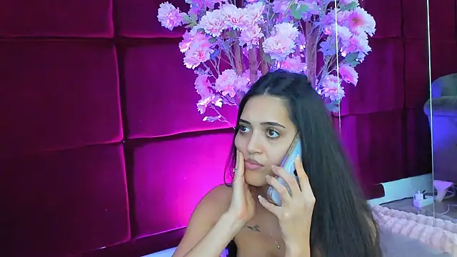 Alexxa online show from October 17, 2025, 5:59 pm