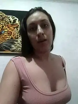 dulccemaria24 online show from April 14, 2026, 11:37 am