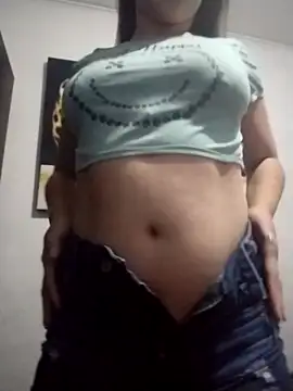 Snapshot of dulccemaria24 chatting on November 9, 2025, 12:14 am dulccemaria24 online show from November 9, 2025, 12:14 am