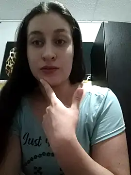 Snapshot of dulccemaria24 chatting on February 20, 2025, 1:03 am dulccemaria24 online show from February 20, 2025, 1:03 am