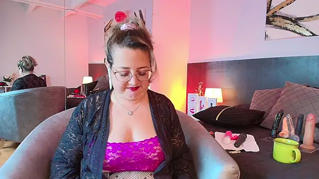 Snapshot of MartinaCaycedo chatting on February 25, 2025, 1:00 pm MartinaCaycedo online show from February 25, 2025, 1:00 pm
