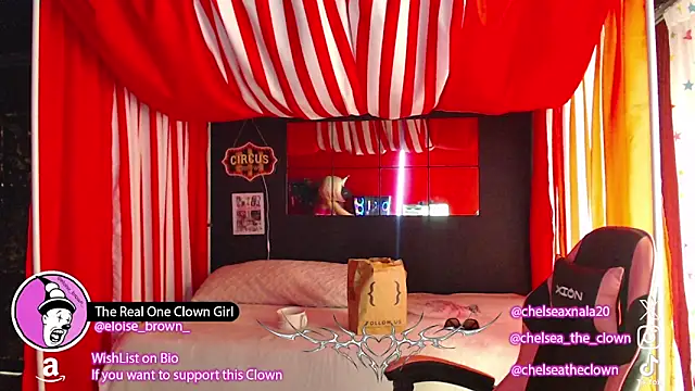 Snapshot of Eloise-brown chatting on April 20, 2026, 7:48 pm Eloise-brown online show from April 20, 2026, 7:48 pm