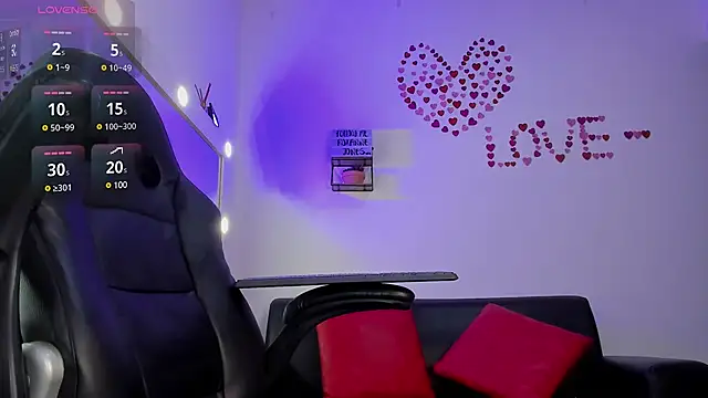 Snapshot of roxanne_jones1 chatting on February 26, 2025, 1:46 am roxanne jones1 online show from February 26, 2025, 1:46 am