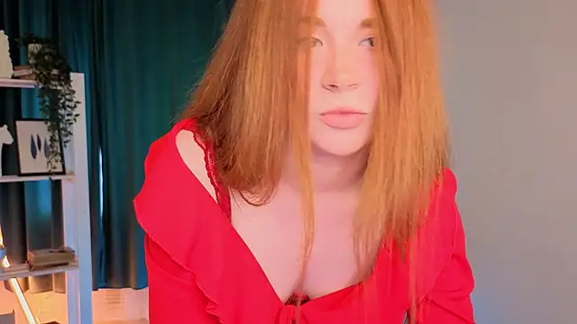 Freckle Diyana online show from June 13, 2026, 5:55 pm