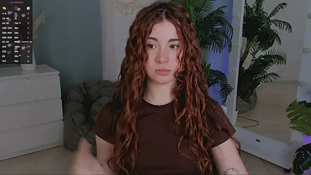 Freckle Diyana online show from November 26, 2025, 9:26 pm