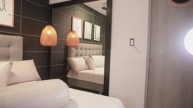 Snapshot of Bella_TS_ chatting on January 31, 2026, 10:08 pm Bella TS online show from January 31, 2026, 10:08 pm