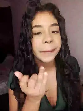 Fanny Klean online show from September 14, 2025, 6:03 am