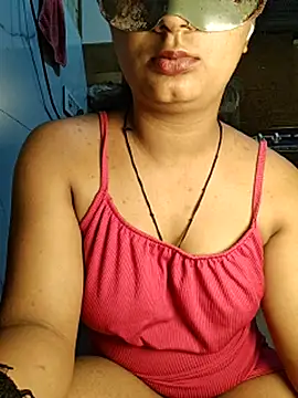 Manpreet kaur21 online show from May 15, 2026, 5:55 pm