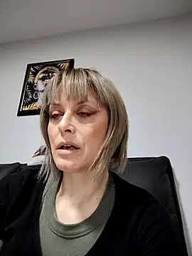 MySweetcum69 online show from November 17, 2025, 3:05 pm