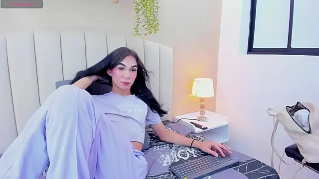 Snapshot of Mia_thompson_19 chatting on May 9, 2026, 6:22 pm Mia thompson 19 online show from May 9, 2026, 6:22 pm