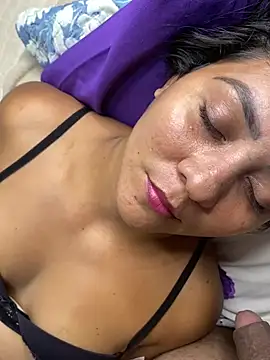 mayemarc online show from February 12, 2025, 2:14 am