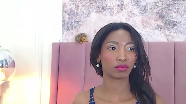 SabrinaDevill online show from October 14, 2025, 1:23 pm