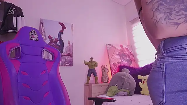 madelyn rose  online show from April 15, 2026, 6:12 pm