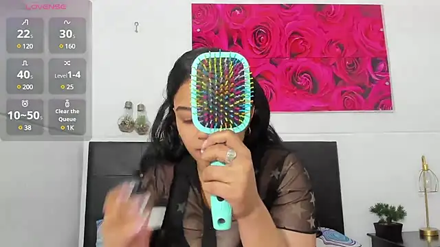 Snapshot of Tiffanny_Rose_ chatting on February 11, 2025, 6:55 pm Tiffanny Rose online show from February 11, 2025, 6:55 pm