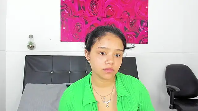 Snapshot of Tiffanny_Rose_ chatting on December 14, 2024, 6:30 pm Tiffanny Rose online show from December 14, 2024, 6:30 pm