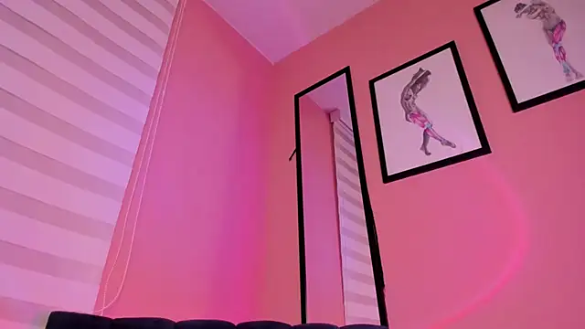 Snapshot of SensualJane2 chatting on March 13, 2026, 12:26 am SensualJane2 online show from March 13, 2026, 12:26 am