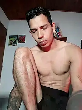 Snapshot of chero_95 chatting on October 29, 2025, 9:14 pm chero 95 online show from October 29, 2025, 9:14 pm