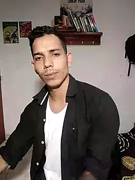 Snapshot of chero_95 chatting on October 10, 2025, 7:04 pm chero 95 online show from October 10, 2025, 7:04 pm