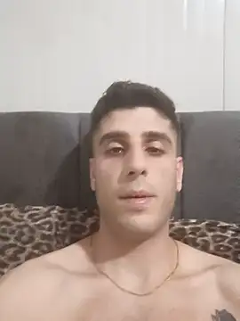 arenn1997 online show from May 16, 2026, 12:09 am